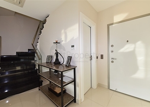 شقة دوبكس ارضية - ضمن مجمع فاخر - في كارجي جاك / الانيا 