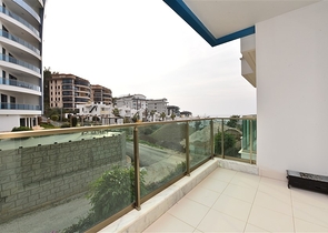 شقة دوبكس ارضية - ضمن مجمع فاخر - في كارجي جاك / الانيا 