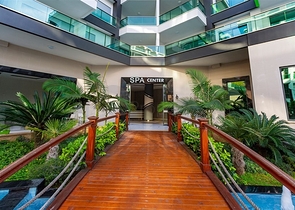 شقة دوبكس ارضية - ضمن مجمع فاخر - في كارجي جاك / الانيا 