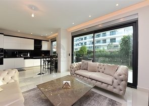 شقة دوبكس ارضية - ضمن مجمع فاخر - في كارجي جاك / الانيا 