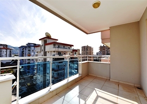 شقة انيقة - تصميم 1+2 - مع الاثاث - في مهموتلار / الانيا 