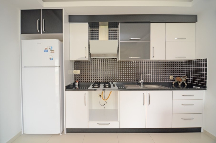 شقة غرفة وصالة - مؤثثة - ضمن مجمع يضم كافة الخدمات - في مهموتلار / الانيا 