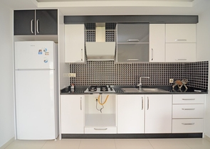 شقة غرفة وصالة - مؤثثة - ضمن مجمع يضم كافة الخدمات - في مهموتلار / الانيا 