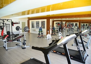 شقة غرفة وصالة - مؤثثة - ضمن مجمع يضم كافة الخدمات - في مهموتلار / الانيا 