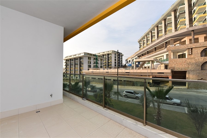 دوبلكس ارضية - 3 غرف وصالة - مفروشة -ضمن مجمع حديث - في كارجي جاك / الانيا 