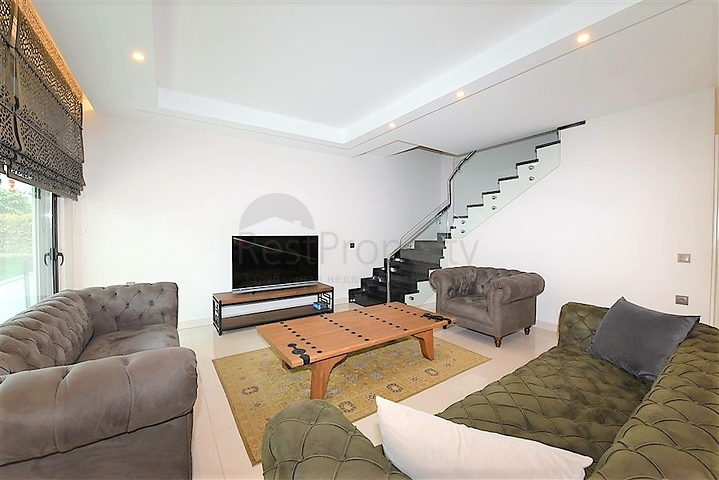 دوبلكس ارضية - 3 غرف وصالة - مفروشة -ضمن مجمع حديث - في كارجي جاك / الانيا 