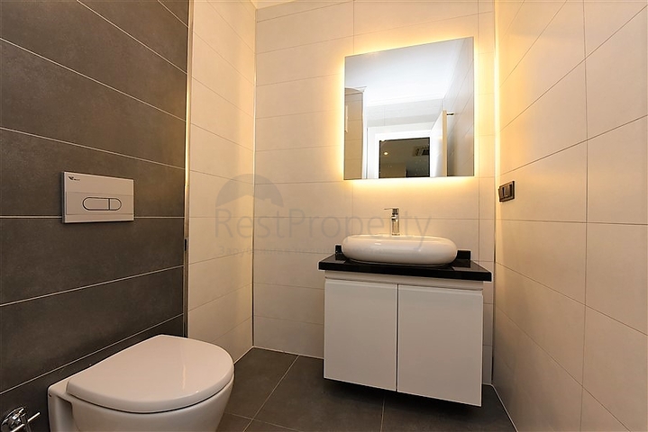 دوبلكس ارضية - 3 غرف وصالة - مفروشة -ضمن مجمع حديث - في كارجي جاك / الانيا 