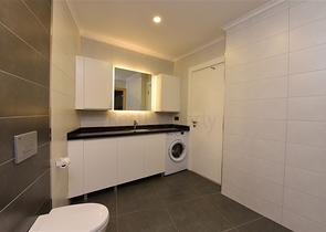 دوبلكس ارضية - 3 غرف وصالة - مفروشة -ضمن مجمع حديث - في كارجي جاك / الانيا 