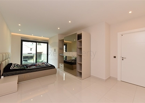 دوبلكس ارضية - 3 غرف وصالة - مفروشة -ضمن مجمع حديث - في كارجي جاك / الانيا 