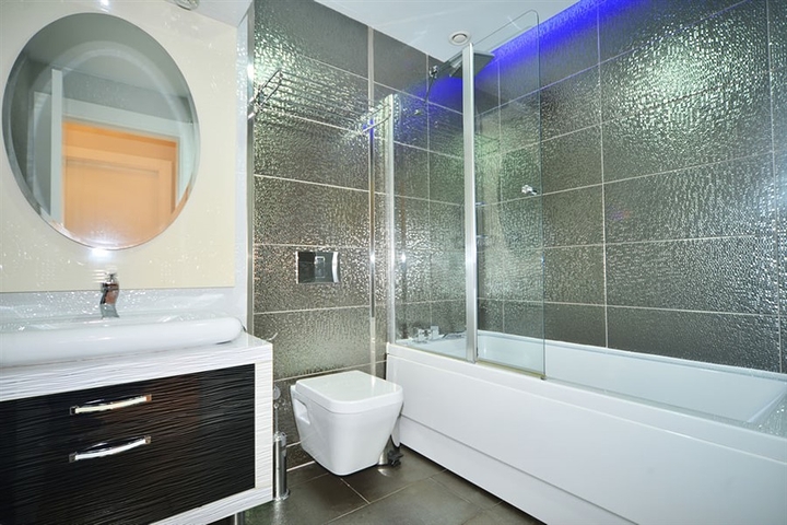 مجمع فاخر يضم شاطئ خاص  - شقة 2 غرفة وصالة - مؤثثة -في مهموتلار / الانيا 