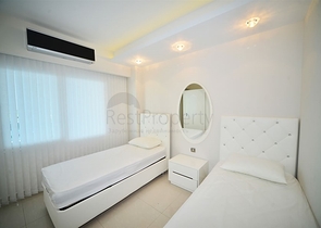 مجمع فاخر يضم شاطئ خاص  - شقة 2 غرفة وصالة - مؤثثة -في مهموتلار / الانيا 