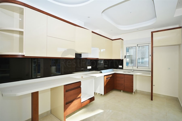 مجمع حديث فاخر - شقة 2 غرفة وصالة -واسعة - في مهموتلار / الانيا 