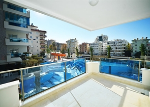 مجمع حديث فاخر - شقة 2 غرفة وصالة -واسعة - في مهموتلار / الانيا 