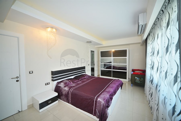 مجمع فاخر - خدمات 5 نجوم - شقة عائلية 3 غرف وصالة - في مهموتلار / الانيا 