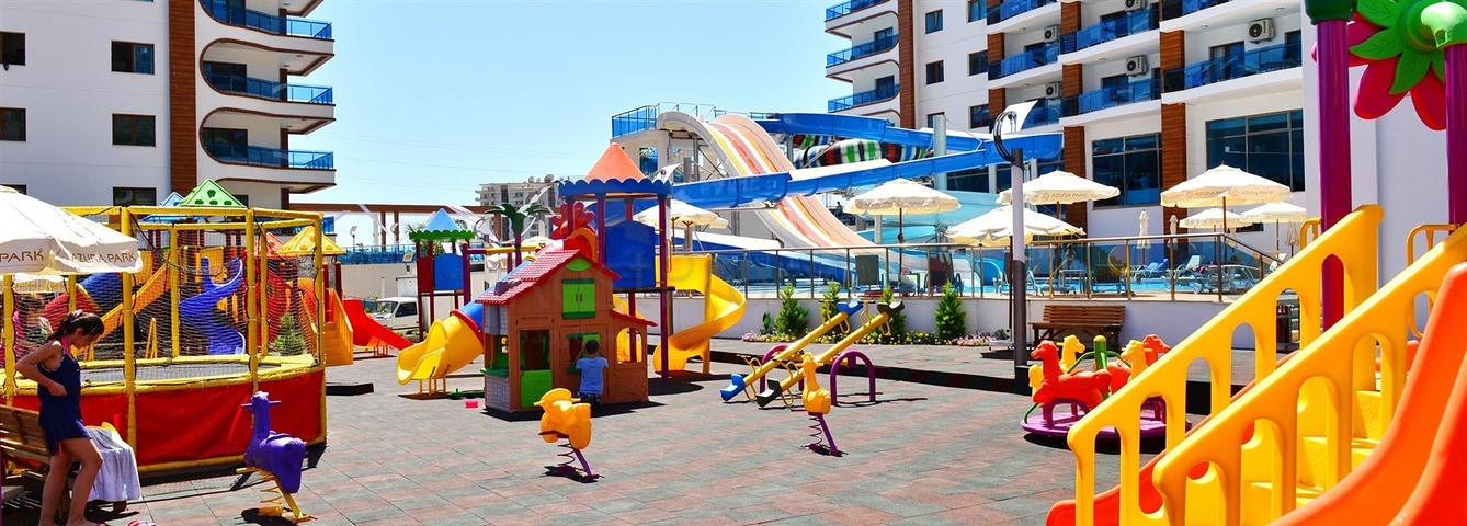 مجمع فاخر - خدمات 5 نجوم - شقة عائلية 3 غرف وصالة - في مهموتلار / الانيا 