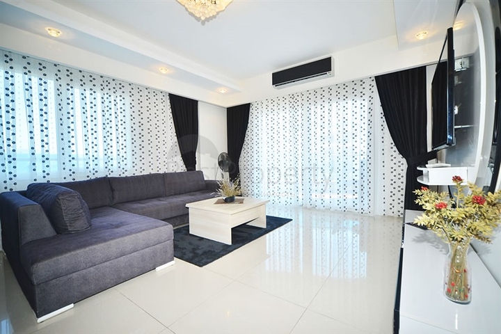 مجمع فاخر - خدمات 5 نجوم - شقة عائلية 3 غرف وصالة - في مهموتلار / الانيا 