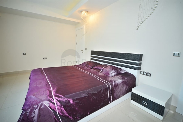 مجمع فاخر - خدمات 5 نجوم - شقة عائلية 3 غرف وصالة - في مهموتلار / الانيا 