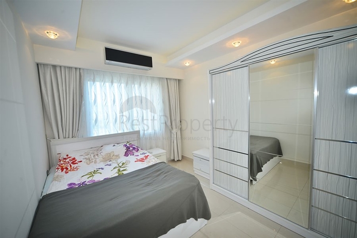 مجمع فاخر - خدمات 5 نجوم - شقة عائلية 3 غرف وصالة - في مهموتلار / الانيا 