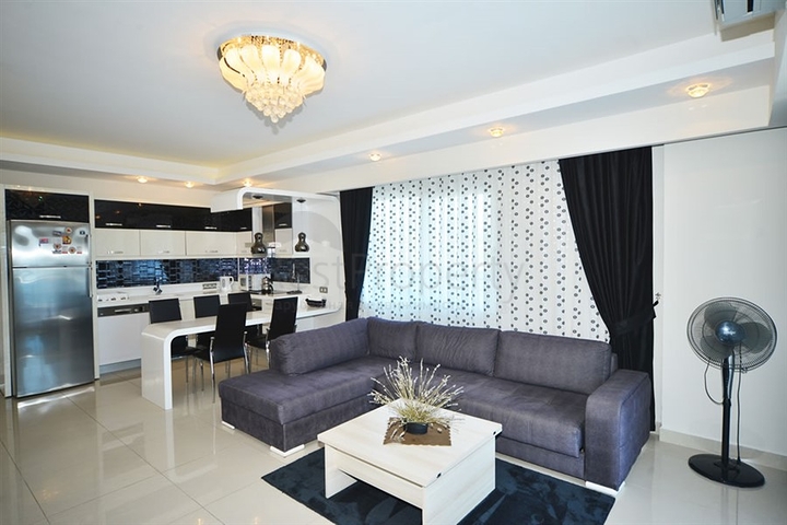 مجمع فاخر - خدمات 5 نجوم - شقة عائلية 3 غرف وصالة - في مهموتلار / الانيا 