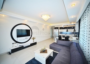 مجمع فاخر - خدمات 5 نجوم - شقة عائلية 3 غرف وصالة - في مهموتلار / الانيا 