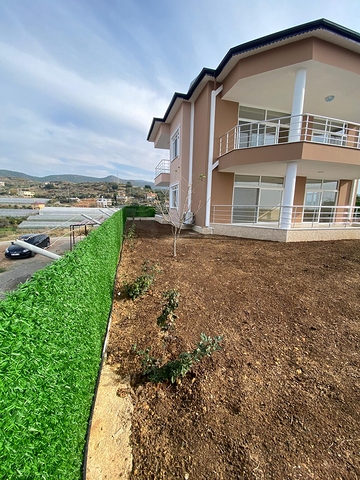 فيلا مستقلة - مع حديقة واسعة - في ديمرتاش / الانيا 