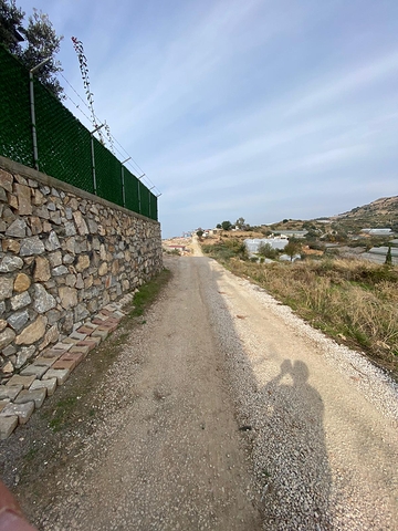 فيلا مستقلة - مع حديقة واسعة - في ديمرتاش / الانيا 