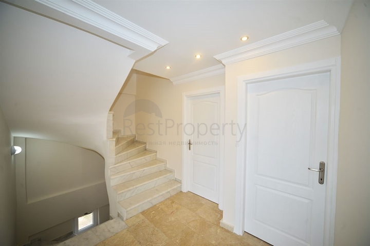 فيلا واسعة - مع مسبح خاص - في كارجي جاك / الانيا 