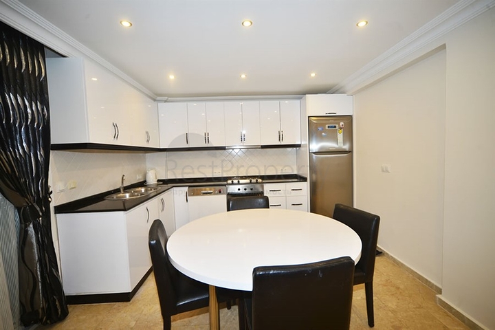 فيلا واسعة - مع مسبح خاص - في كارجي جاك / الانيا 