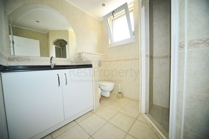 فيلا واسعة - مع مسبح خاص - في كارجي جاك / الانيا 