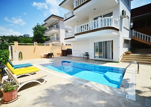 فيلا واسعة - مع مسبح خاص - في كارجي جاك / الانيا 