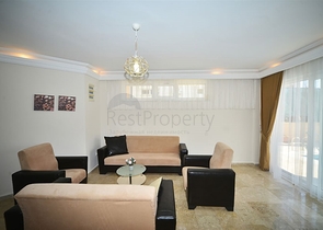 فيلا واسعة - مع مسبح خاص - في كارجي جاك / الانيا 