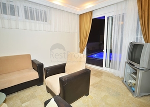 فيلا واسعة - مع مسبح خاص - في كارجي جاك / الانيا 