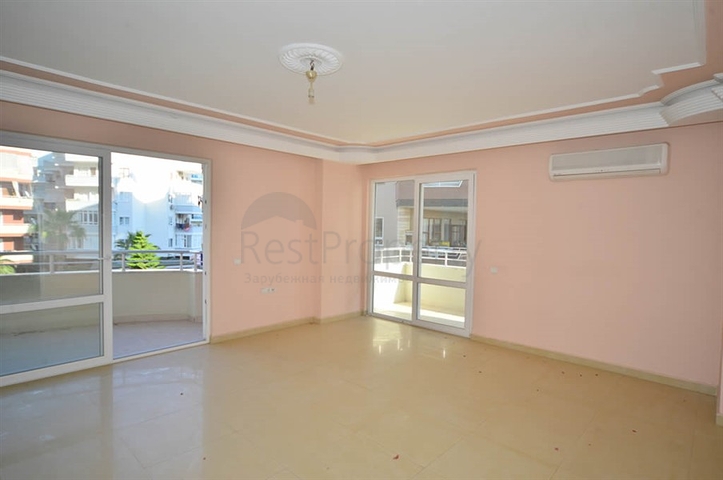 قريبة من البحر والخدمات - شقة 2 غرفة وصالة - في مهموتلار / الانيا 