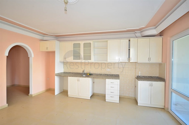 قريبة من البحر والخدمات - شقة 2 غرفة وصالة - في مهموتلار / الانيا 