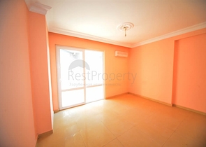 قريبة من البحر والخدمات - شقة 2 غرفة وصالة - في مهموتلار / الانيا 