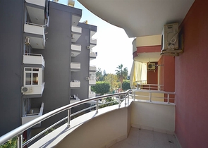 قريبة من البحر والخدمات - شقة 2 غرفة وصالة - في مهموتلار / الانيا 