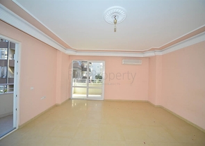 قريبة من البحر والخدمات - شقة 2 غرفة وصالة - في مهموتلار / الانيا 