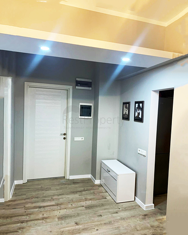 شقة 2 + 1 مع أثاث في غورسو كونيالتي أنطاليا