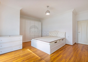 ضمن مجمع سكني على النهر - دوبلكس 3 غرف وصالة - في منطقة كاستل / الانيا 