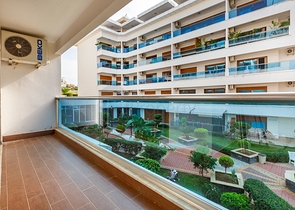 ضمن مجمع سكني على النهر - دوبلكس 3 غرف وصالة - في منطقة كاستل / الانيا 