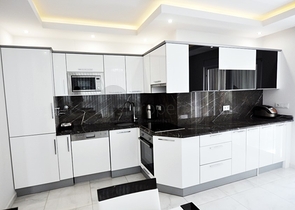 ضمن مجمع فاخر - قريب من البحر - شقة غرفة وصالة مفروشة - في مهوتلار / الانيا 