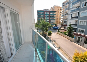 ضمن مجمع فاخر - قريب من البحر - شقة غرفة وصالة مفروشة - في مهوتلار / الانيا 