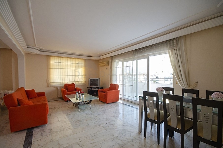 اطلالة بحر - شقة واسعة من تصميم 1+2 - في مهموتلار / الانيا 