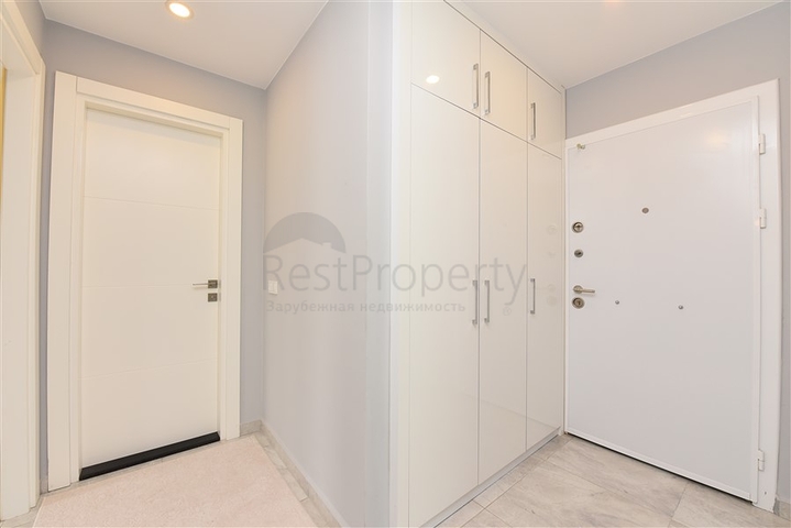 شقة غرفة وصالة - واسعة نسبيا - مفروشة وضمن مجمع حديث - في مهموتلار / الانيا 