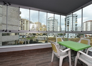 شقة غرفة وصالة - واسعة نسبيا - مفروشة وضمن مجمع حديث - في مهموتلار / الانيا 