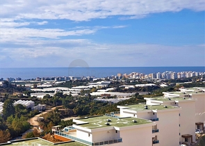 اطلالة بحرية - دوبلكس 3 غرفة وصالة - ضمن مجمع يضم كافة الخدمات - في كارجي جاك / الانيا 