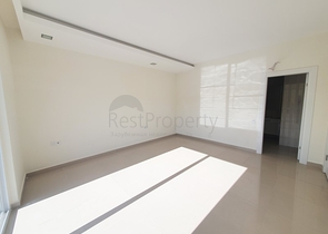 اطلالة بحرية - دوبلكس 3 غرفة وصالة - ضمن مجمع يضم كافة الخدمات - في كارجي جاك / الانيا 