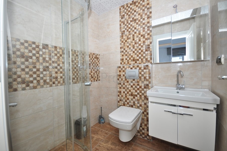 شقة ضمن مجمع يضم كافة الخدمات - تصميم 1+2 - في مهموتلار / الانيا 