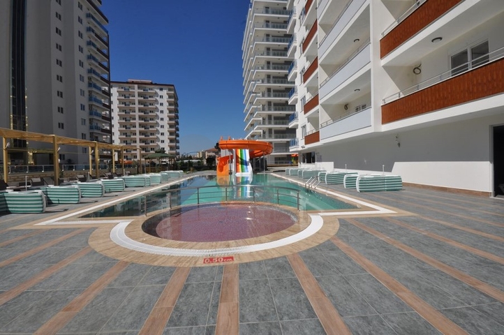 ضمن مجمع فاخر - شقة غرفة وصالة - في مهموتلار / الانيا 