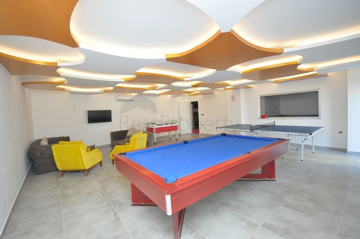 ضمن مجمع فاخر - شقة غرفة وصالة - في مهموتلار / الانيا 